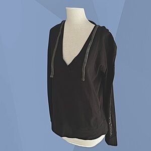 Aeropostale Cropped Black Sweatshirt Size XL Hood 100% Cotton